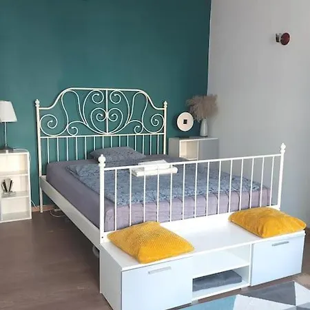 Apartment Charming Flat In A Great Location *